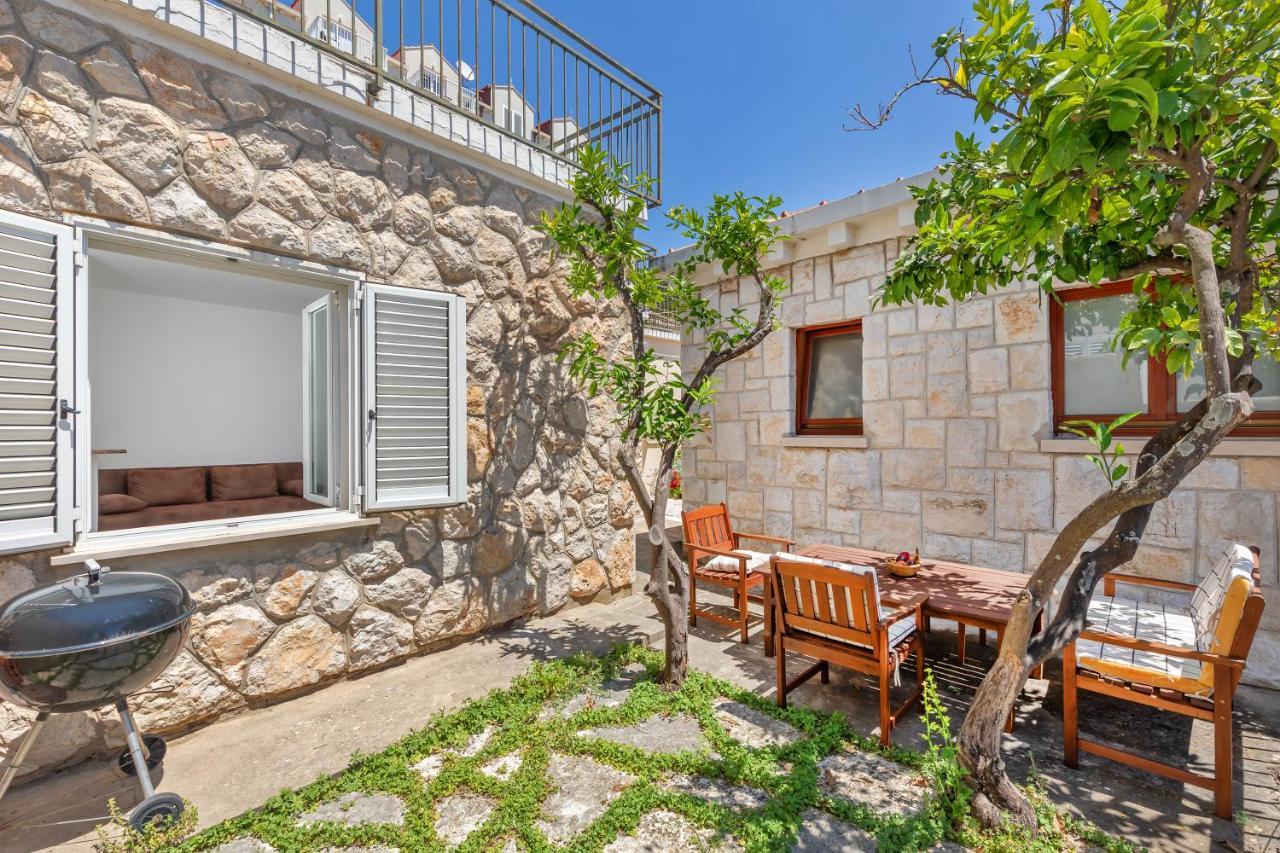 Cosy Apartment Close To Lapad Promenade And Beach ドゥブロブニク エクステリア 写真